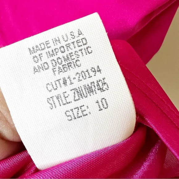 David Meister Hot Pink Body Con Dress Size 10 beaded Shoulder Barbiecore Barbie - Picture 6 of 8